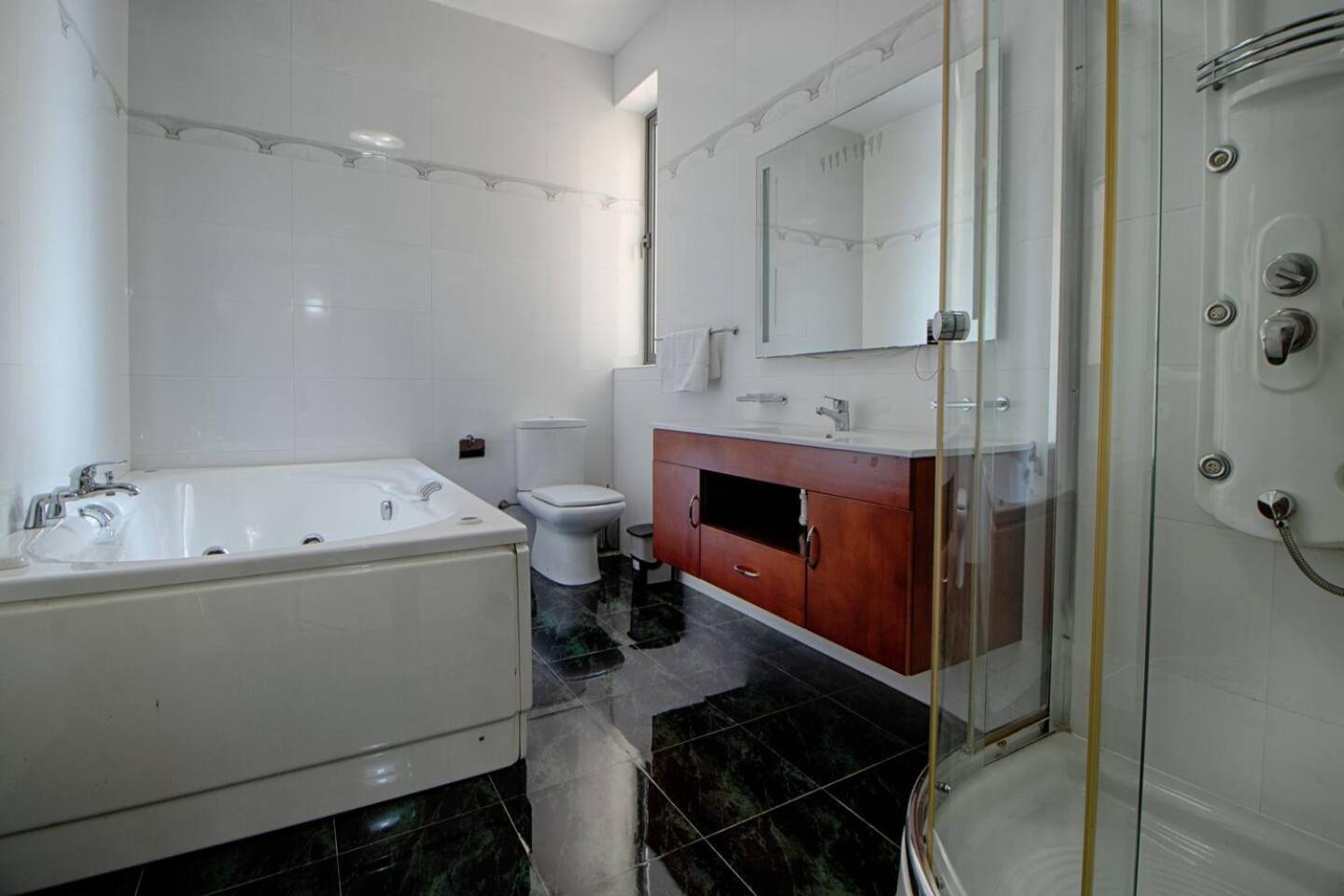 The Strand Apartments By Homely Sliema Zewnętrze zdjęcie